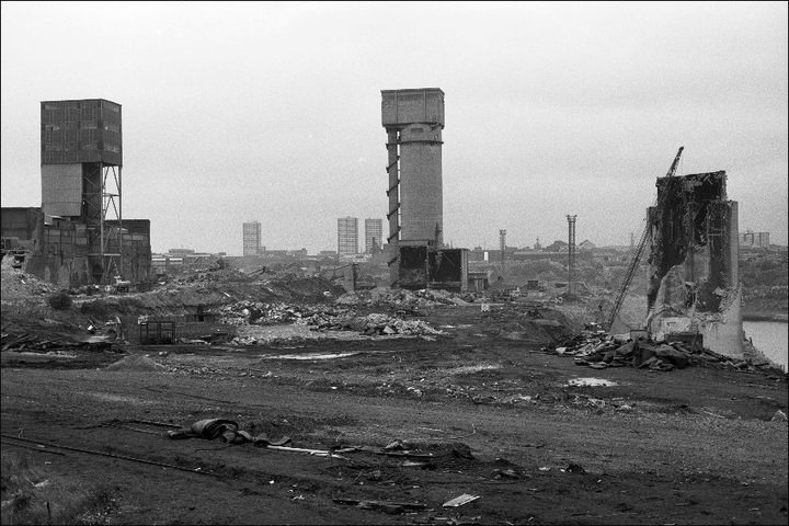 Wearmouth Colliery Demolition c1994